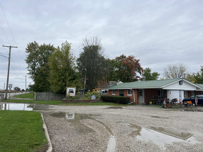 Tower Motel - Oct 22 2023 Photo (newer photo)